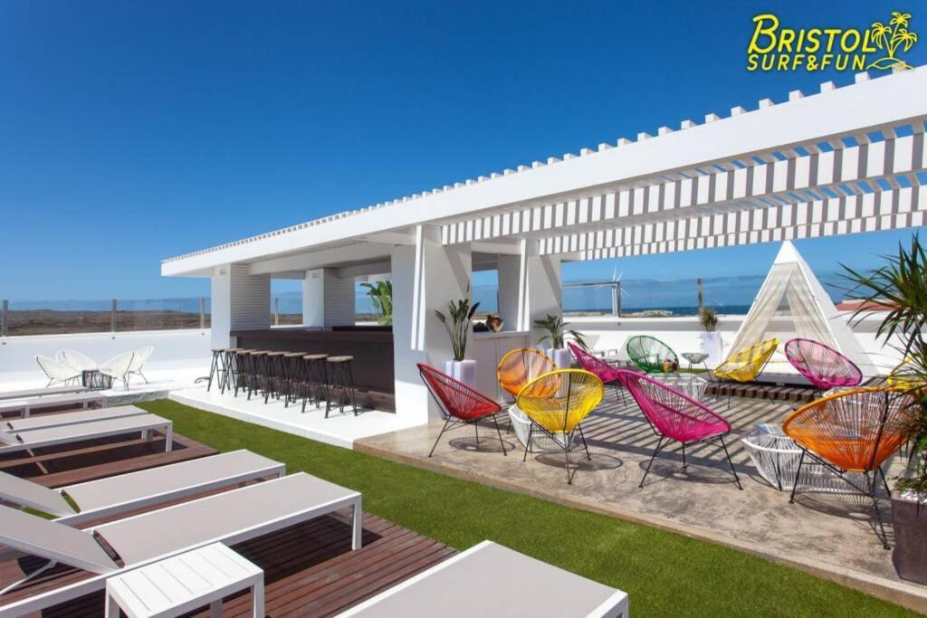 קורלחו B-Rent Bristol Beach Surf & Fun מראה חיצוני תמונה